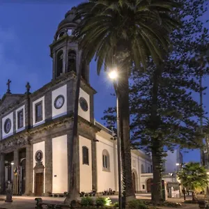 19 Piso Centrico, Nuevo Y Bien Equipado En La Trinidad La Laguna (Tenerife)